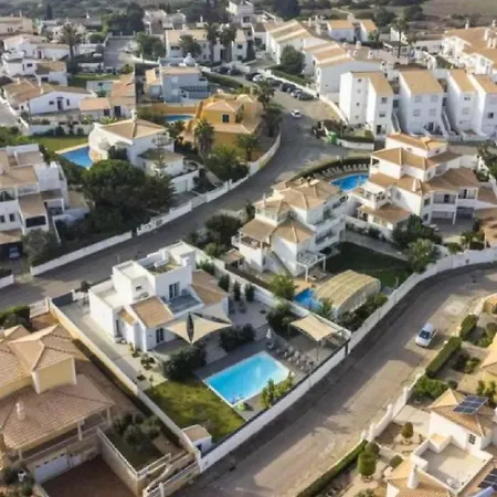 Modern Amazing Location Close To Amenities Албуфейра